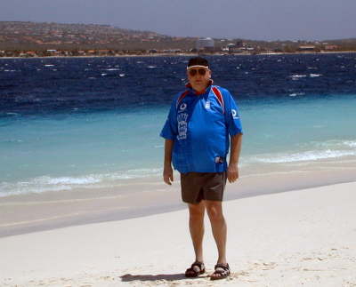 D on beach - Bon