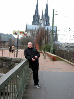 Dave on bridge