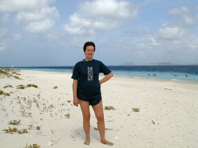 H on Beach - Bon