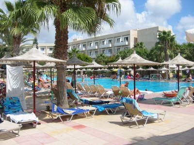 Pool2
