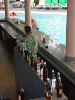 Pool bar