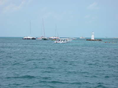Snorking Women island